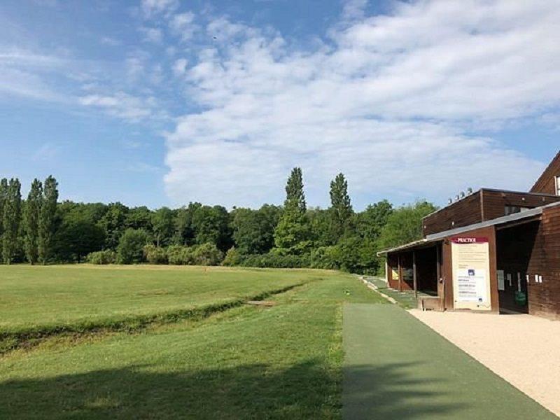 Domaine De La Foret D'Orient, Logis Hotel, Restaurant, Spa Et Golf Rouilly-Sacey Luaran gambar