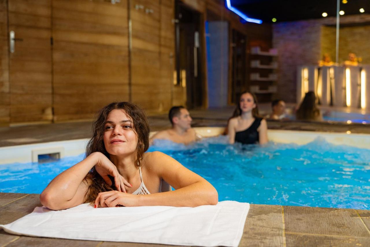 Domaine De La Foret D'Orient, Logis Hotel, Restaurant, Spa Et Golf Rouilly-Sacey Luaran gambar