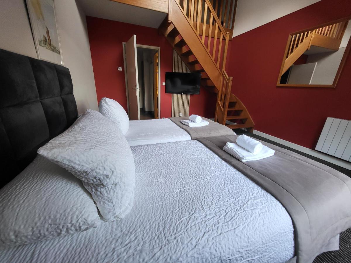Domaine De La Foret D'Orient, Logis Hotel, Restaurant, Spa Et Golf Rouilly-Sacey Luaran gambar