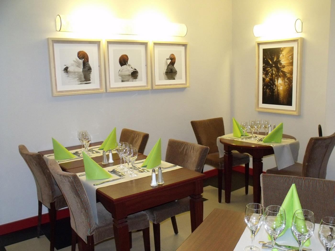 Domaine De La Foret D'Orient, Logis Hotel, Restaurant, Spa Et Golf Rouilly-Sacey Luaran gambar