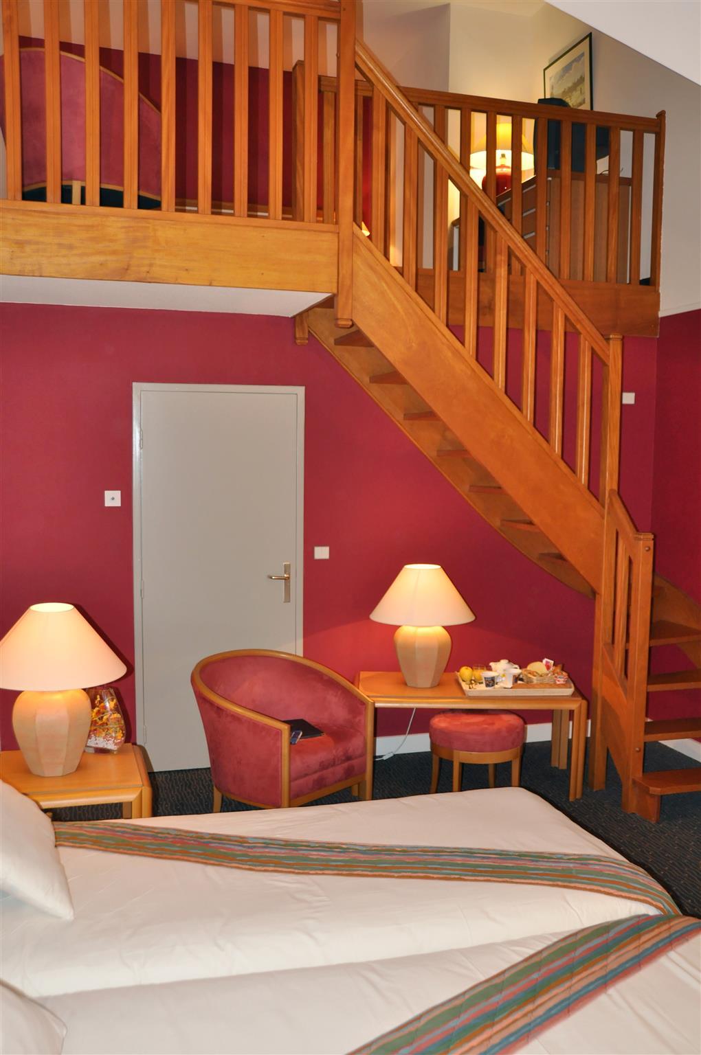 Domaine De La Foret D'Orient, Logis Hotel, Restaurant, Spa Et Golf Rouilly-Sacey Luaran gambar